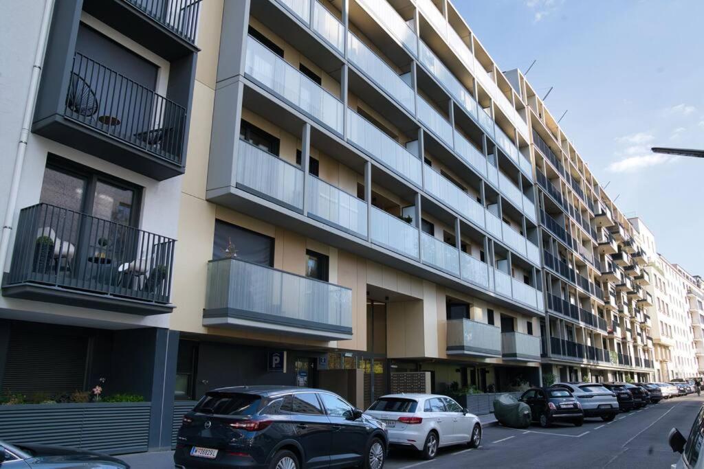 Modern Apartment Near Stadtpark فيينا المظهر الخارجي الصورة